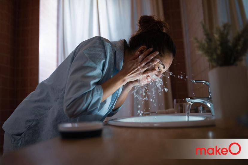 Benefits of Washing Your Face with Cold Water: How Many Times Should You Wash Your Face?