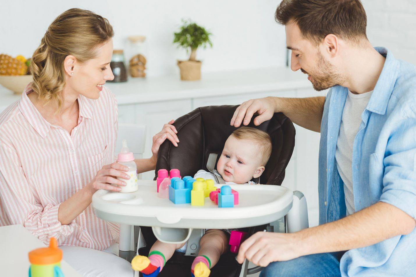 how to clean a newborn tongue