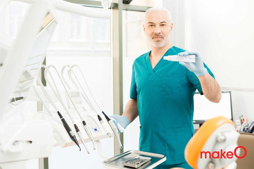 The Difference Between Fluoride Toothpaste vs Non-Fluoride Toothpaste